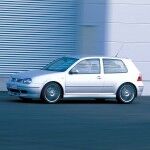 Volkswagen Golf 25 Aniversario 3 150x150