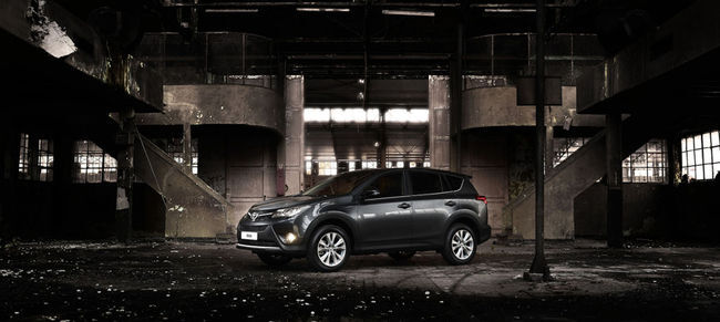 Toyota Rav4 2013 12 650x291