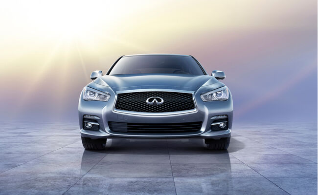 Infiniti Q50 3 650x400