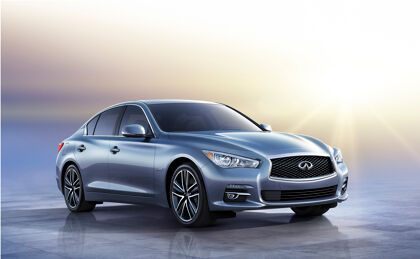 El nuevo Infiniti Q50 presume en Estados Unidos