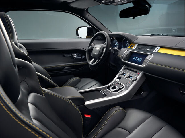 Land Rover Evoque Sicilian Yellow Interior 650x485