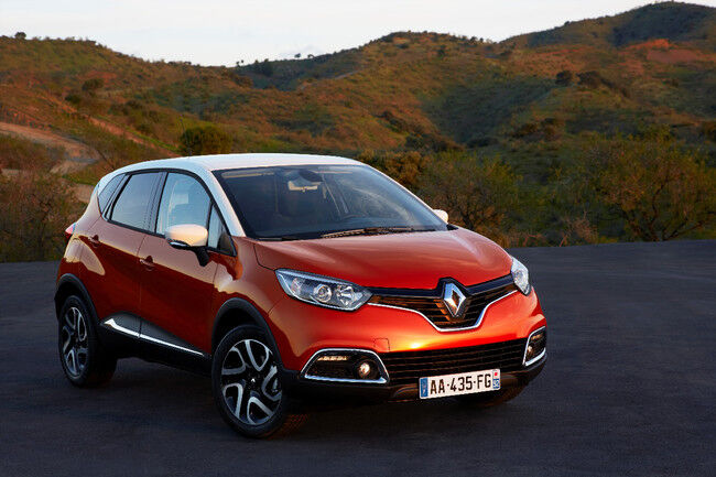 Renault_Captur_2013_10