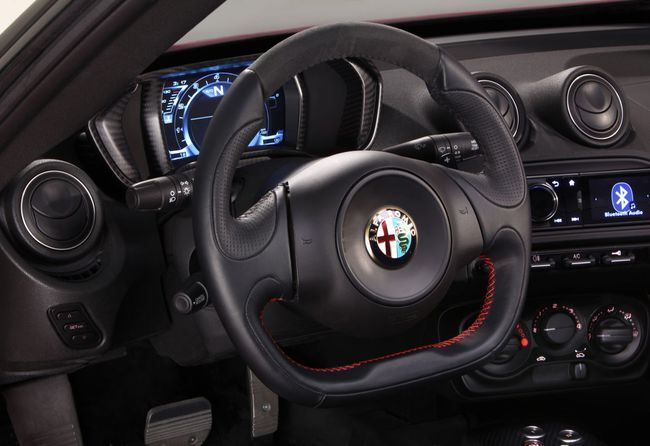 Alfa Romeo 4C interior 3