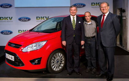 Así es el coche del primer conductor europeo sin brazos