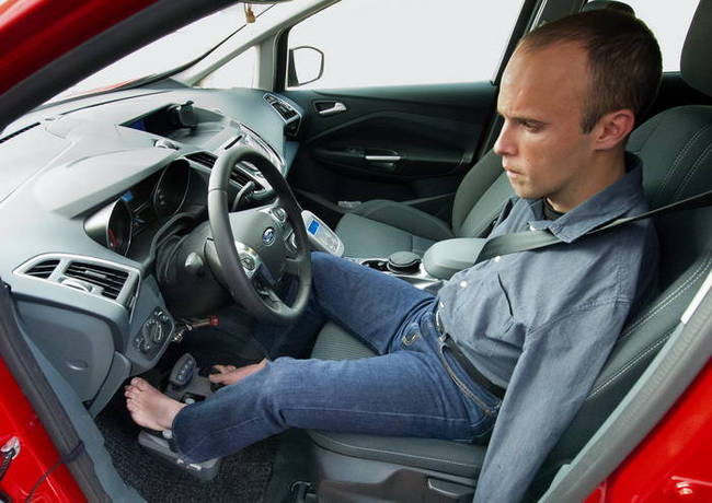 Ford-C-Max-adaptado-David Rivas02 Ford C Max Adaptado David Rivas02 650x460