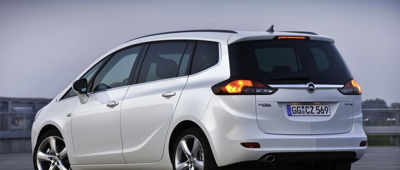 Todas las noticias de coches en un solo portal: Pruebas, fotos, vídeos, informes...