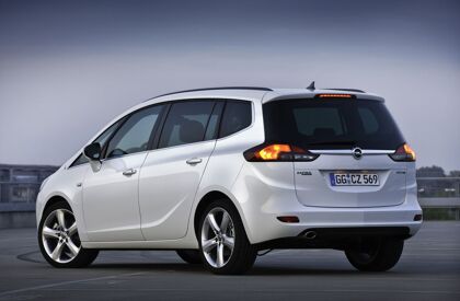 Opel Zafira Tourer 1.6 CDTI: nuevo motor diésel de 136 CV y siete plazas