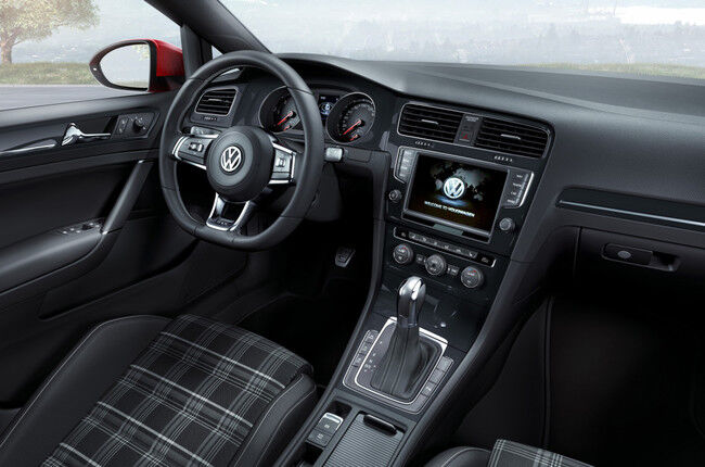 Volkswagen Golf Gtd 2013 Interior 650x430
