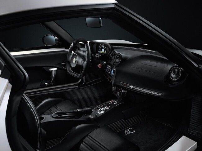 Alfa Romeo 4C Launch Edition interior Alfa Romeo 4C Launch Edition Interior 650x487