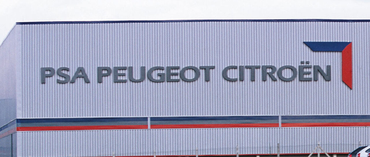 Todas las noticias de coches en un solo portal: Pruebas, fotos, vídeos, informes...