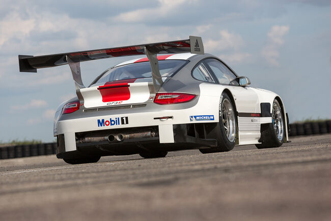 Porsche 911 GT3 R 997 2013 8 650x433
