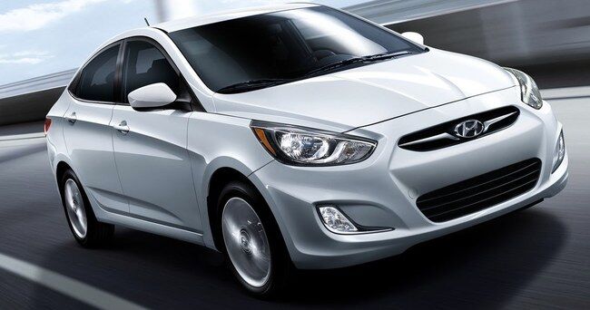 13 Hyundai Accent 13 Hyundai Accent 650x342