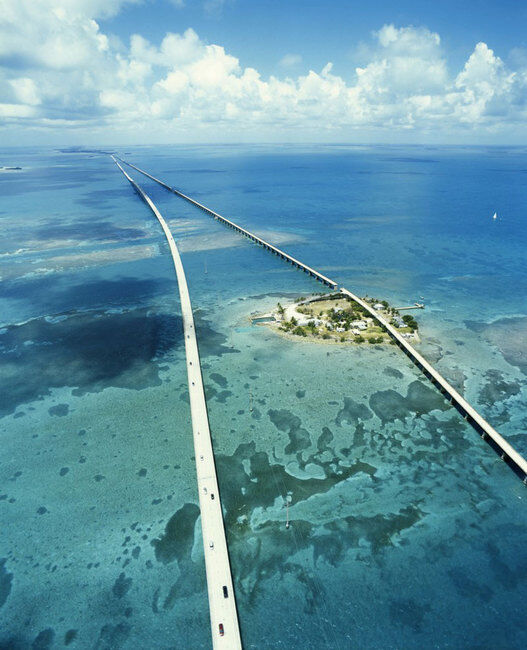 6-seven-mile-bridge-florida-united-states 6 Seven Mile Bridge Florida United States 527x650