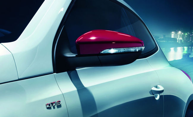 Volkswagen Scirocco GTS retrovisor