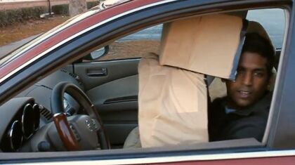 ¡Cuidado, el mago bromista no viene a por comida!