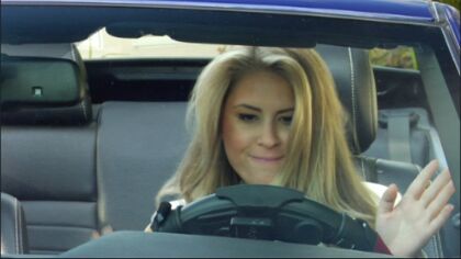 Smack Attack, música de batería en el volante del coche