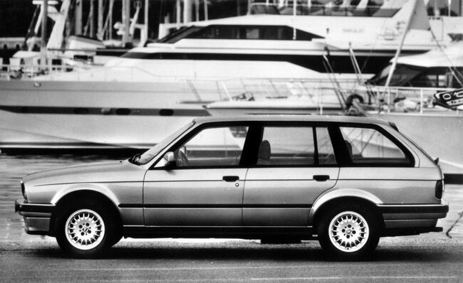 BMW Serie 3 E30 Touring 650x398