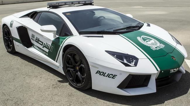 Dubai Lamborghini Aventador 650x361