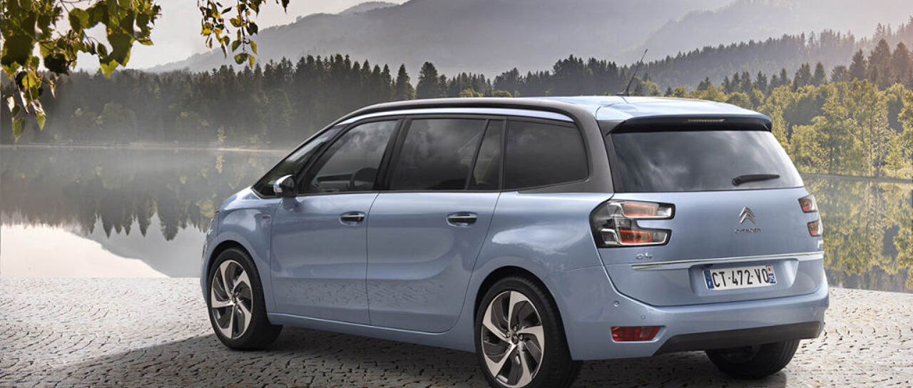 Todas las noticias de coches en un solo portal: Pruebas, fotos, vídeos, informes...