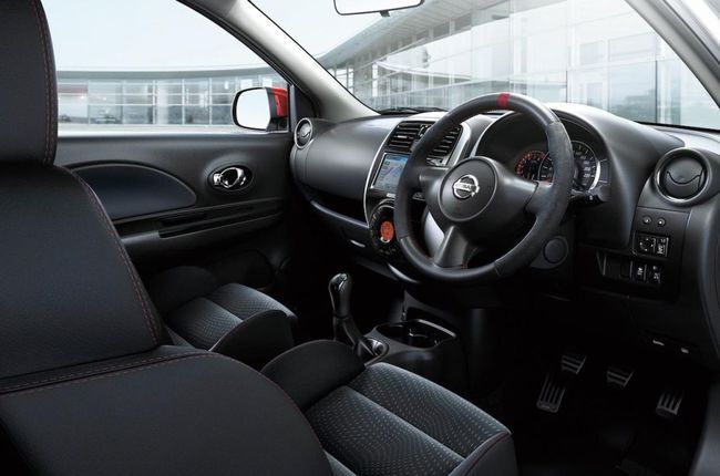 Nissan Micra Nismo interior 02