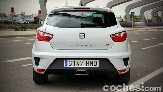 SEAT_Ibiza_SC_Cupra_10