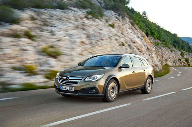 opel-insignia-country-tourer-2013-01