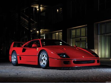 La Policía desmantela una red que fabricaba falsos Ferrari