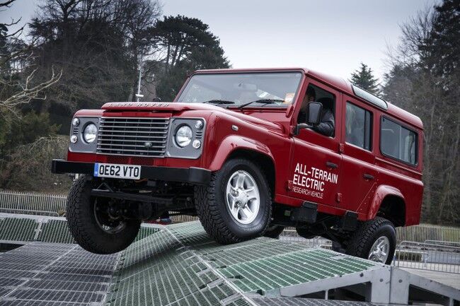 Land Rover Electric Defender 08