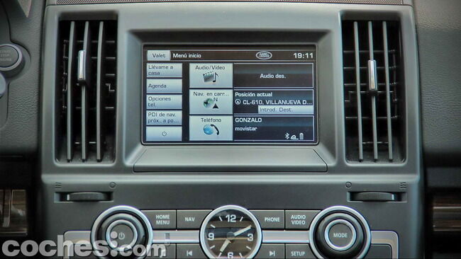 Land_Rover_Freelander_2.2_SD4_HSE_13