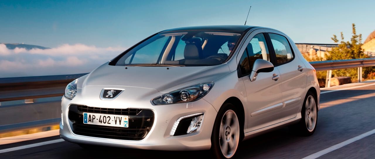 Todas las noticias de coches en un solo portal: Pruebas, fotos, vídeos, informes...