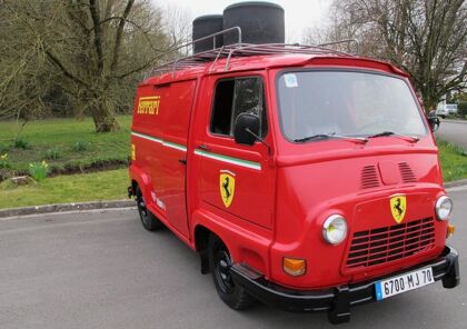 Nadie quiso la furgoneta Renault que usaba la escudería Ferrari de Niki Lauda