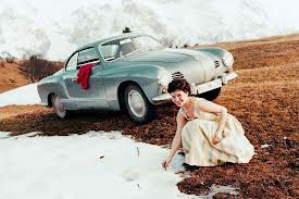 Volkswagen Karmann Ghia 2