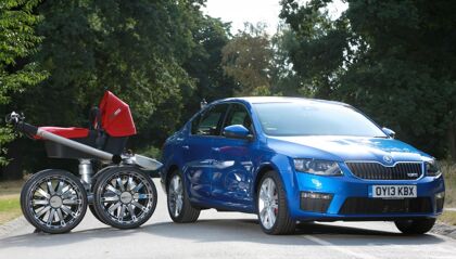 El sorprendente anuncio del Skoda Octavia RS en Reino Unido