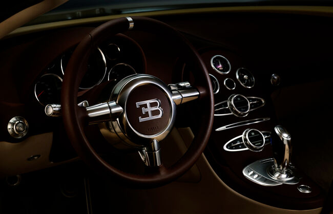 013_Jean Bugatti_Legend_steering wheel