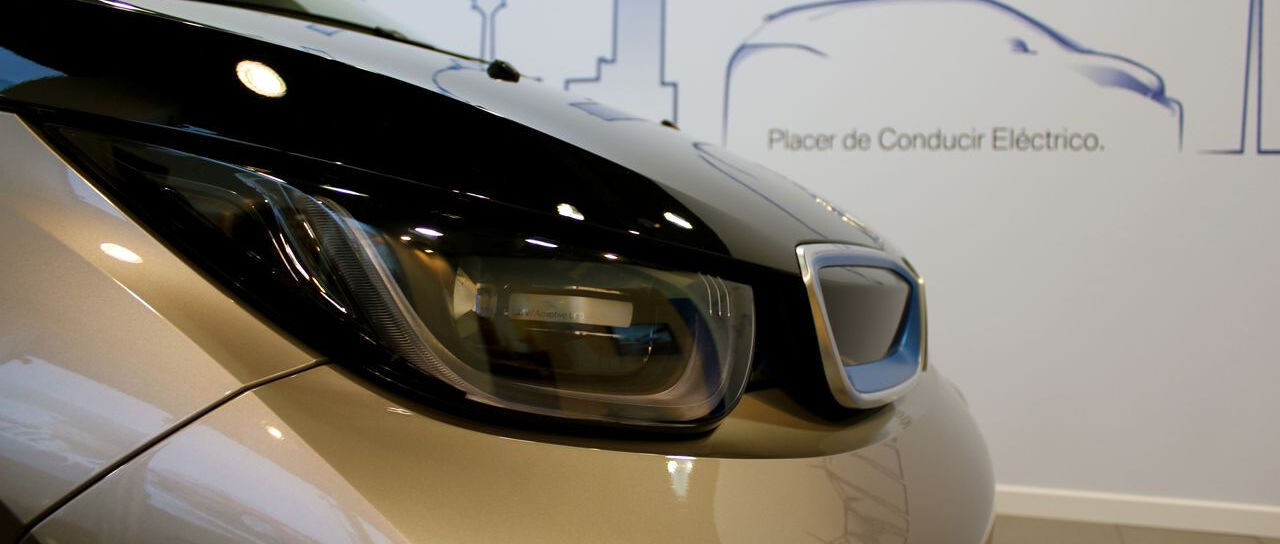 Todas las noticias de coches en un solo portal: Pruebas, fotos, vídeos, informes...