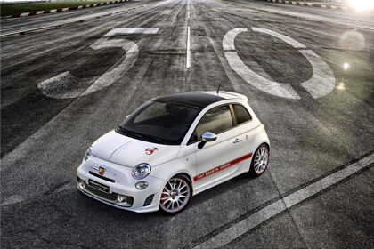 Abarth 595 50 Aniversario: 299 unidades muy especiales