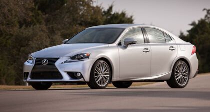 Nuevo Lexus IS 250: el V6 gasolina que acompañará al híbrido