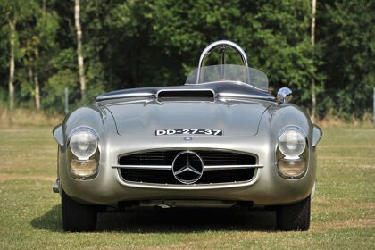 Mercedes 300 SLS Racing: cuando el estilo se puso a competir