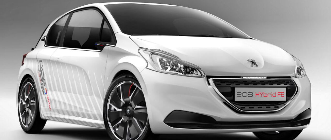 Todas las noticias de coches en un solo portal: Pruebas, fotos, vídeos, informes...