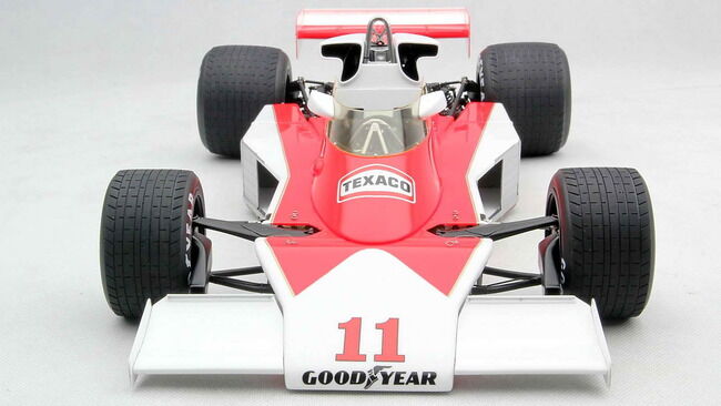 RUSH_Duelo_McLaren_Ferrari_18