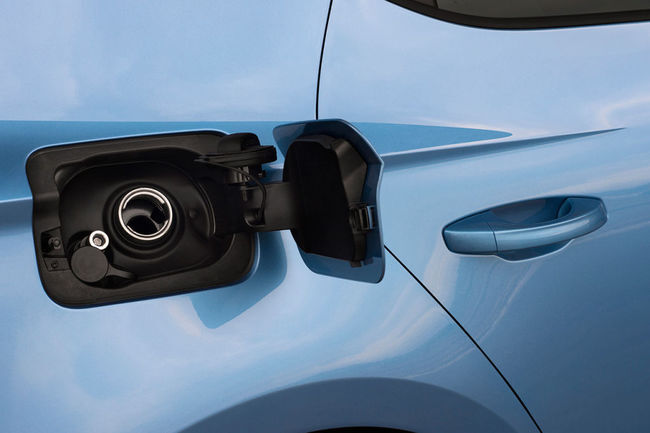 Seat Leon TGI 2013 06 Repostar 650x433