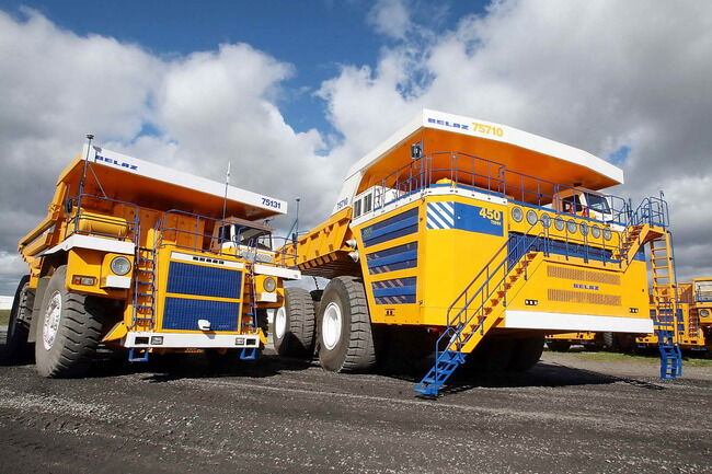Belaz_75710_11