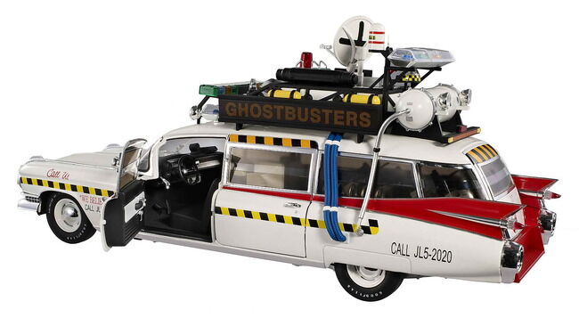 Cadillac_Ecto1a_Ghostbusters_II_11