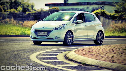 Prueba a fondo: Peugeot 208 1.6 e-HDI