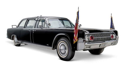 Lincoln-Mercury Continental SS X-100: la limusina donde asesinaron a JFK