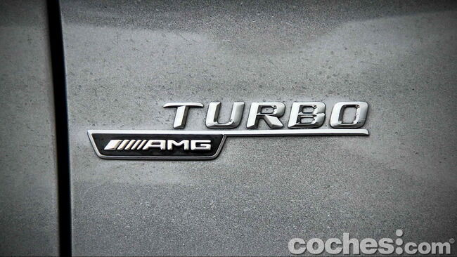 Mercedes_Benz_A45_AMG_12