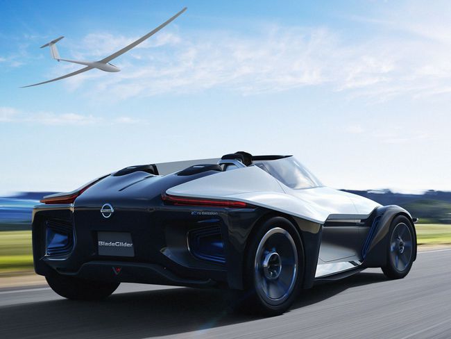Nissan Bladeglider 18