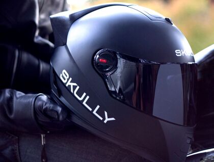 Skully P-1, el casco de moto que te informa en todo momento