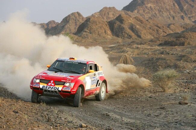 2005 Mitsubishi Montero