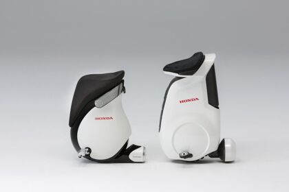 Uni-Cub Beta, el dispositivo de movilidad personal de Honda